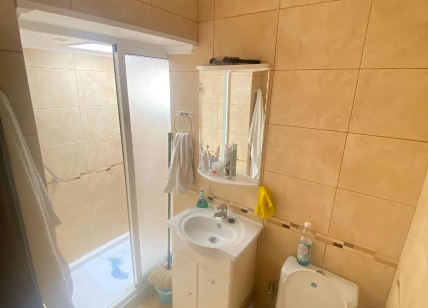 Affittacamere The Best House Tenerife Habitaciones Compartidas Costa Adeje  Spagna